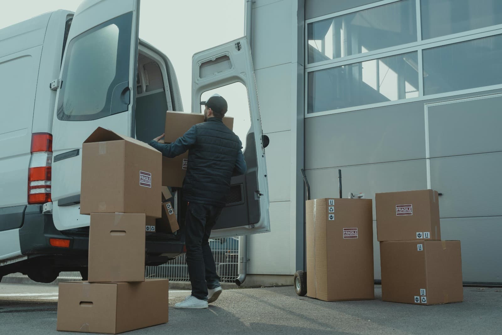 Reliable Marketplace Pickup Chandler for Local Deliveries