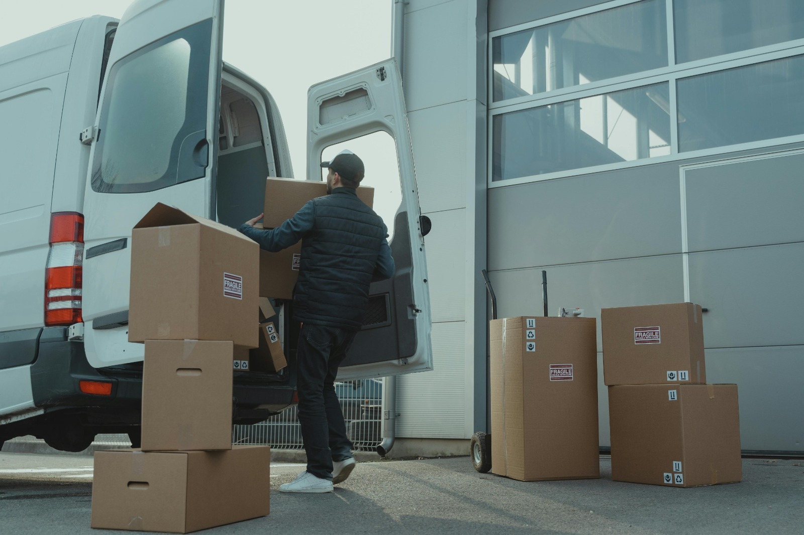 Reliable Marketplace Pickup Chandler for Local Deliveries